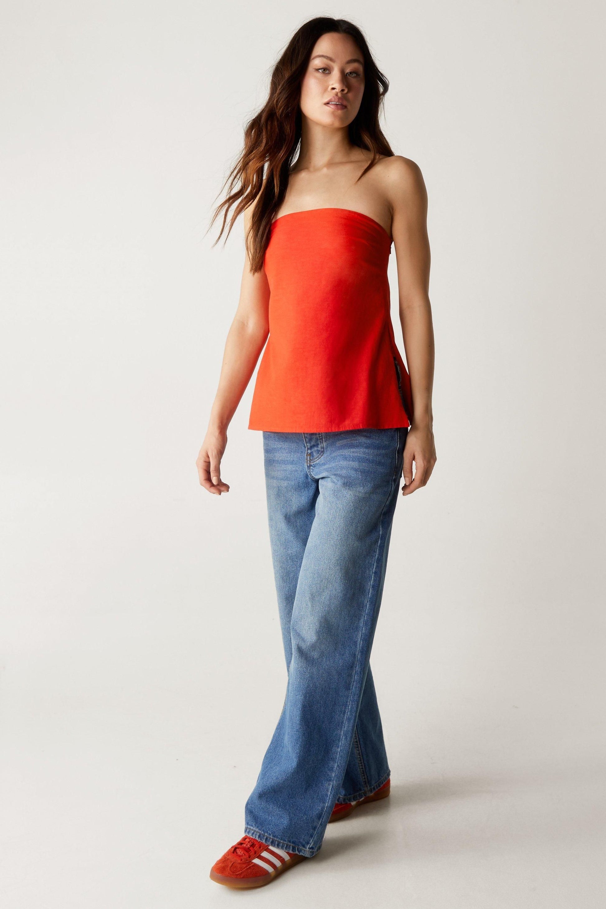 https://mediahub.prettylittlething.com/bgg21707_red_xl_1