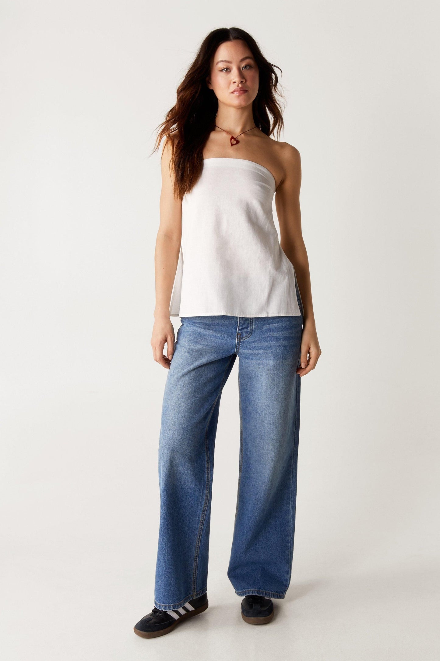 https://mediahub.prettylittlething.com/bgg21707_white_xl_1