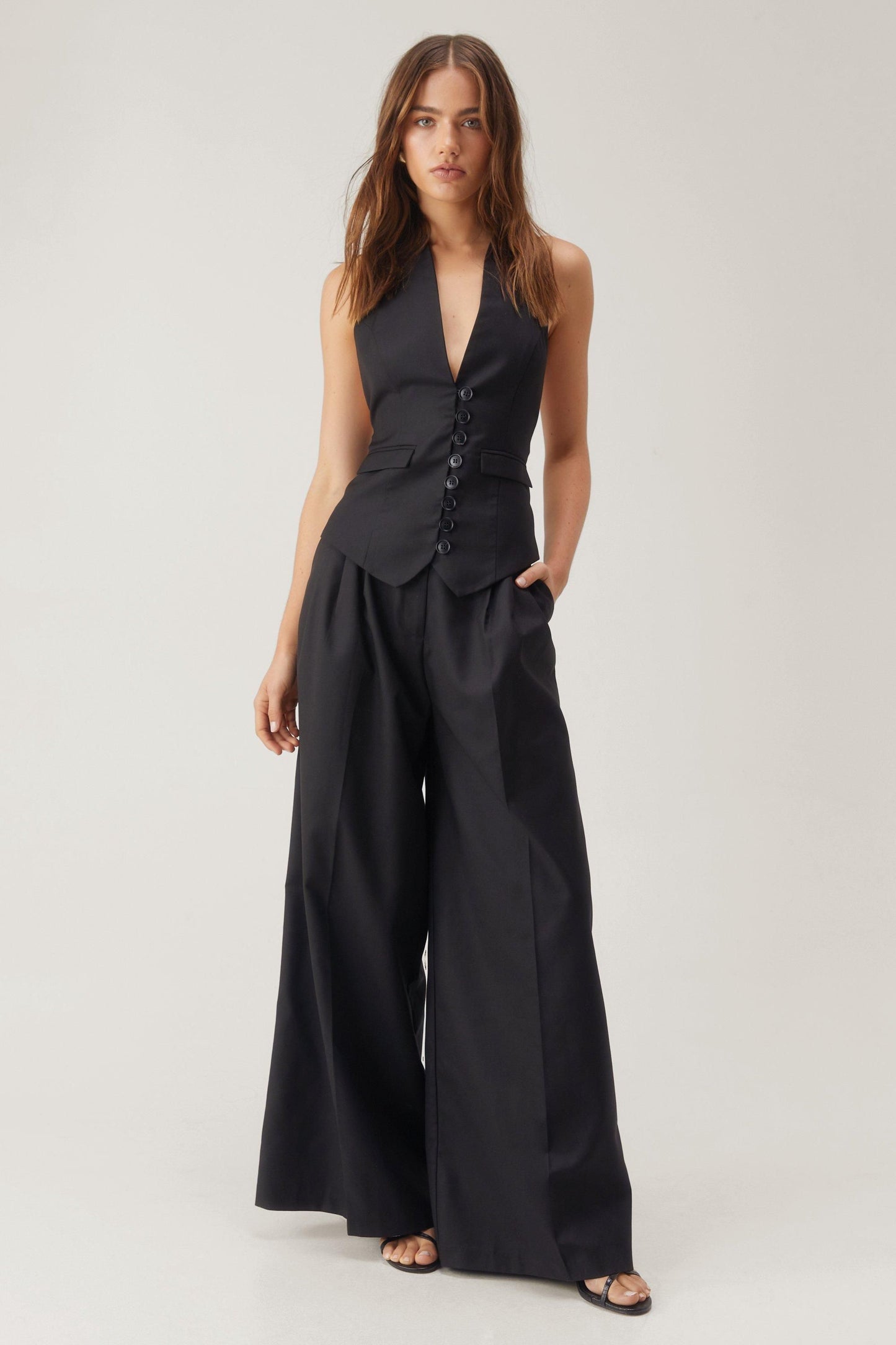 https://mediahub.prettylittlething.com/bgg22232_black_xl_2