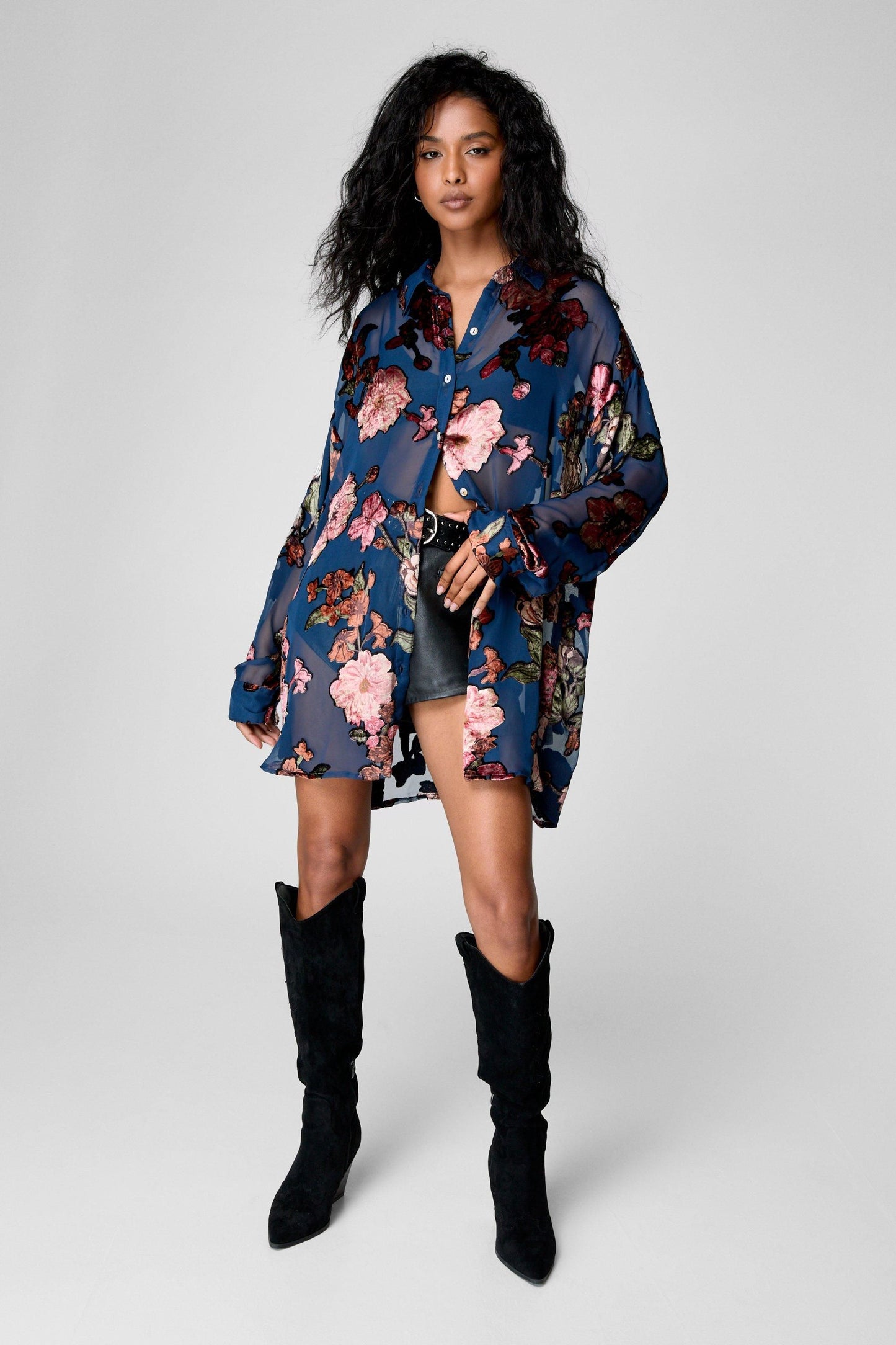 https://mediahub.prettylittlething.com/bgg22426_navy_xl_1