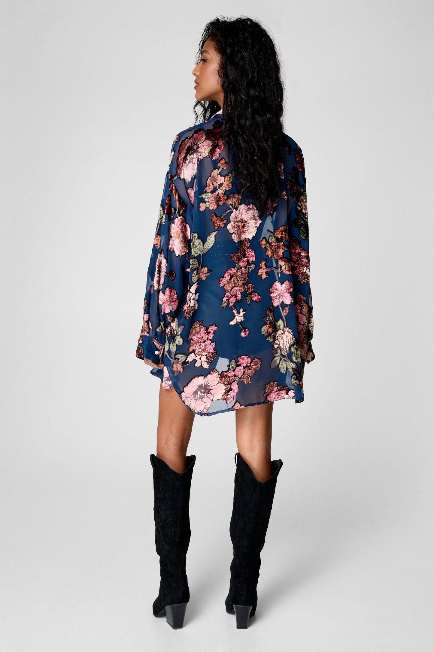https://mediahub.prettylittlething.com/bgg22426_navy_xl_3
