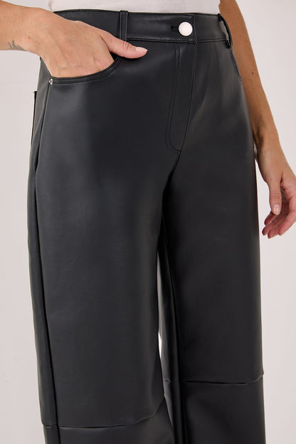 https://mediahub.prettylittlething.com/bgg23437_black_xl_2
