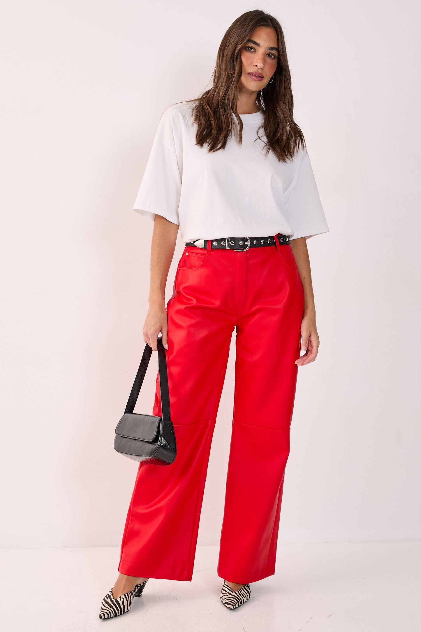 https://mediahub.prettylittlething.com/bgg23437_red_xl