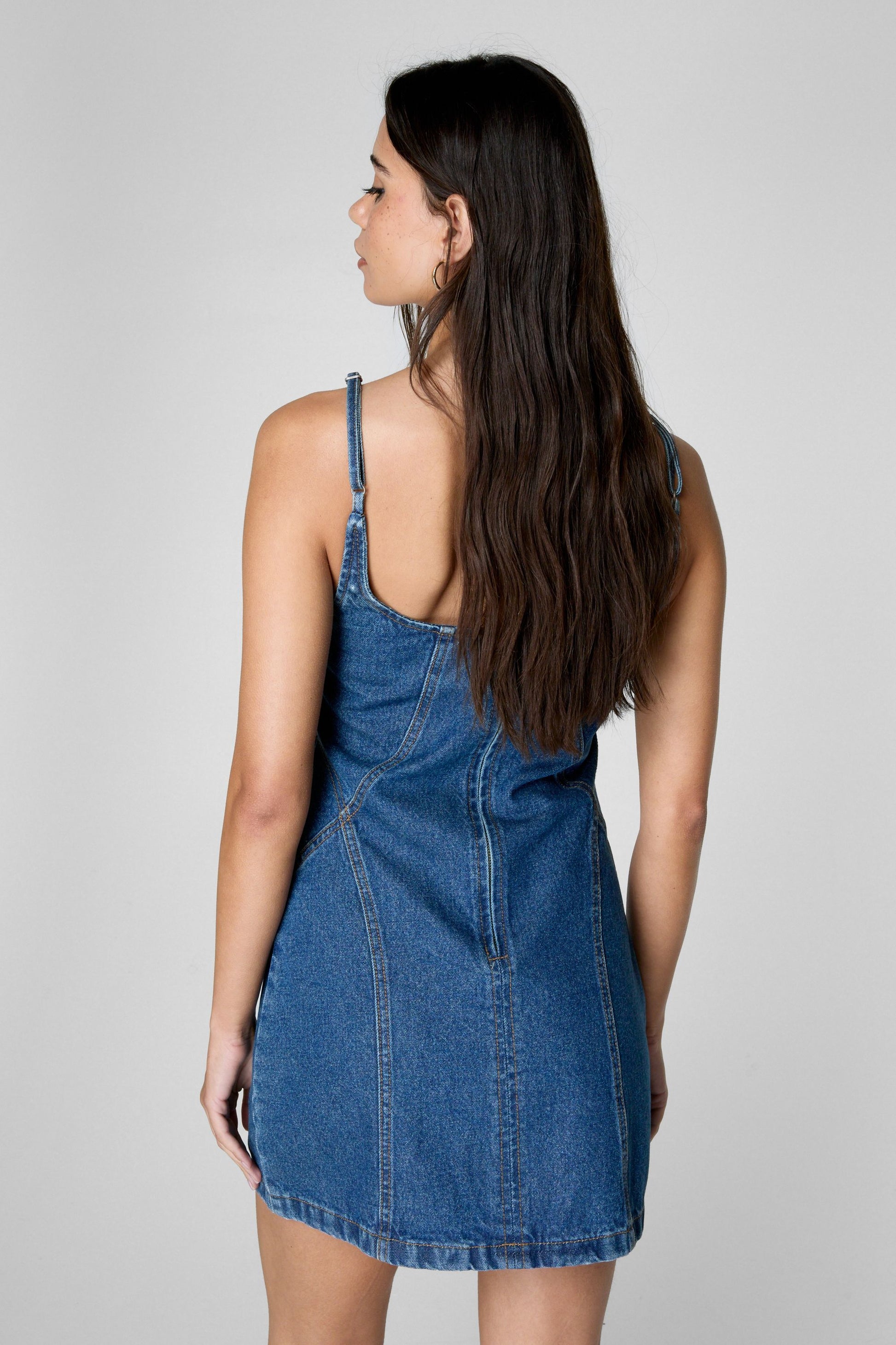 https://mediahub.prettylittlething.com/bgg23769_authentic%20midwash_xl_3
