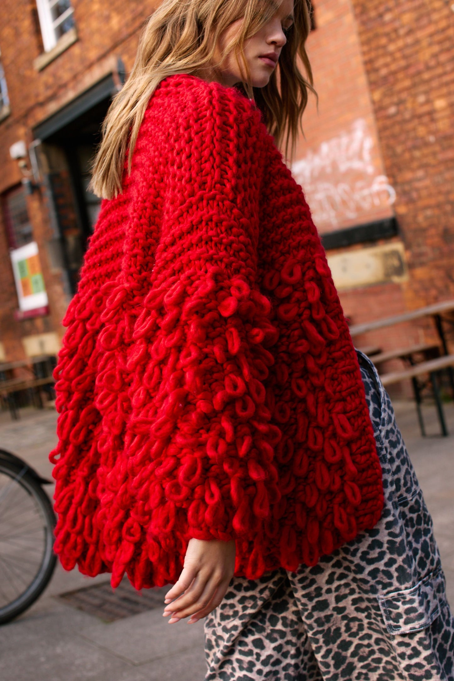 https://mediahub.prettylittlething.com/bgg24187_red_xl_3