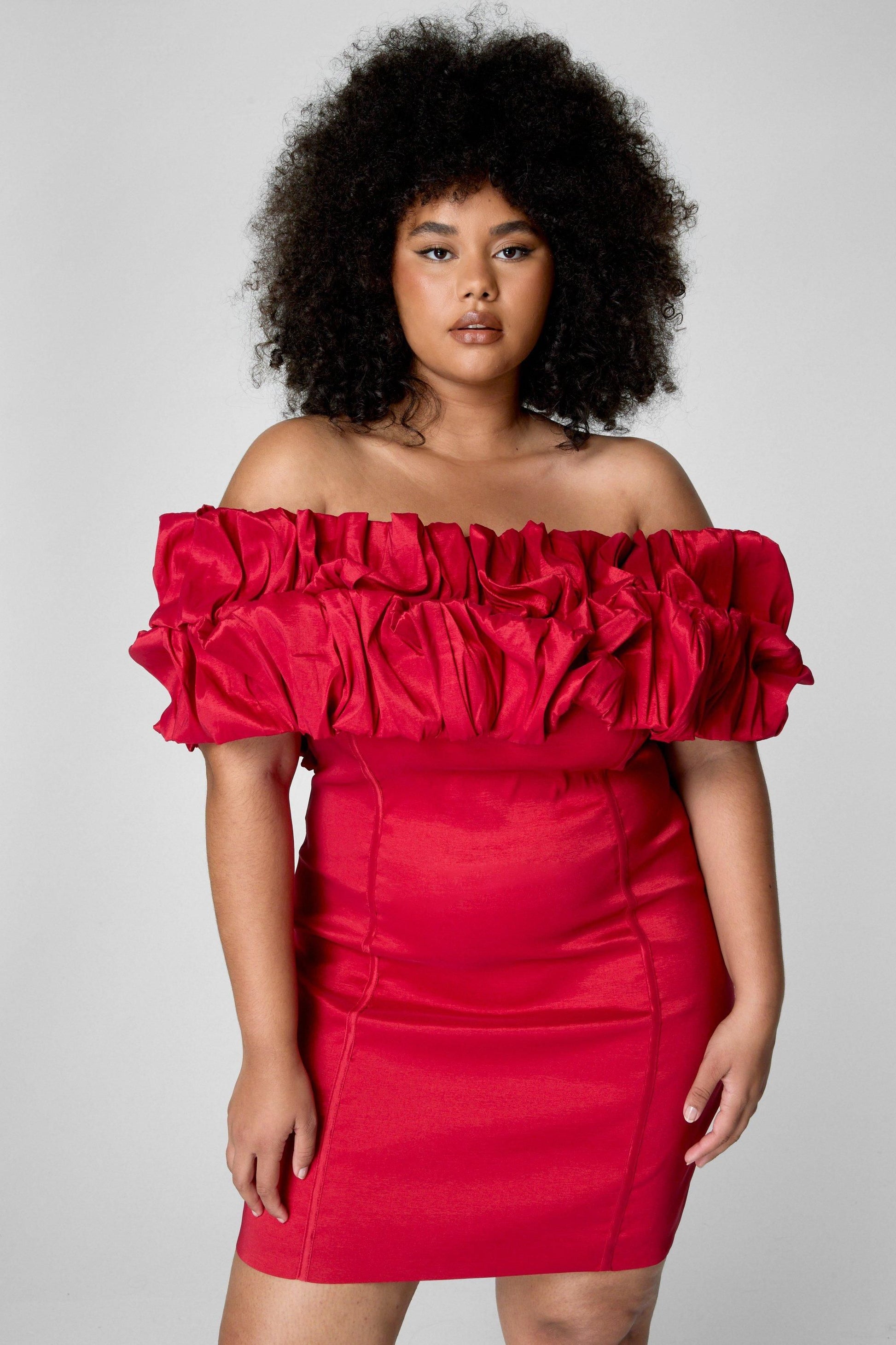 https://mediahub.prettylittlething.com/bgg24208_dark%20red_xl_2