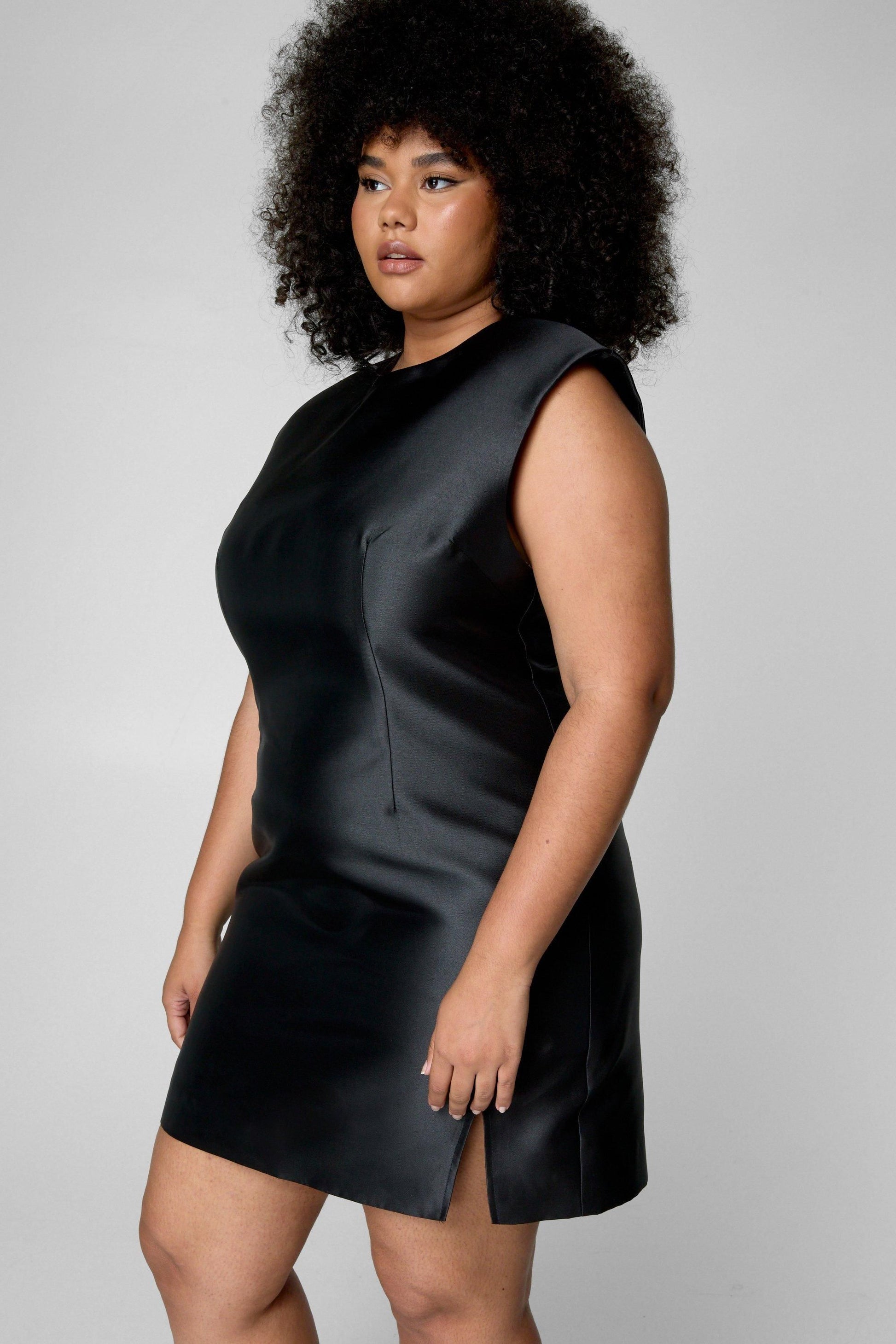 https://mediahub.prettylittlething.com/bgg24225_black_xl_2