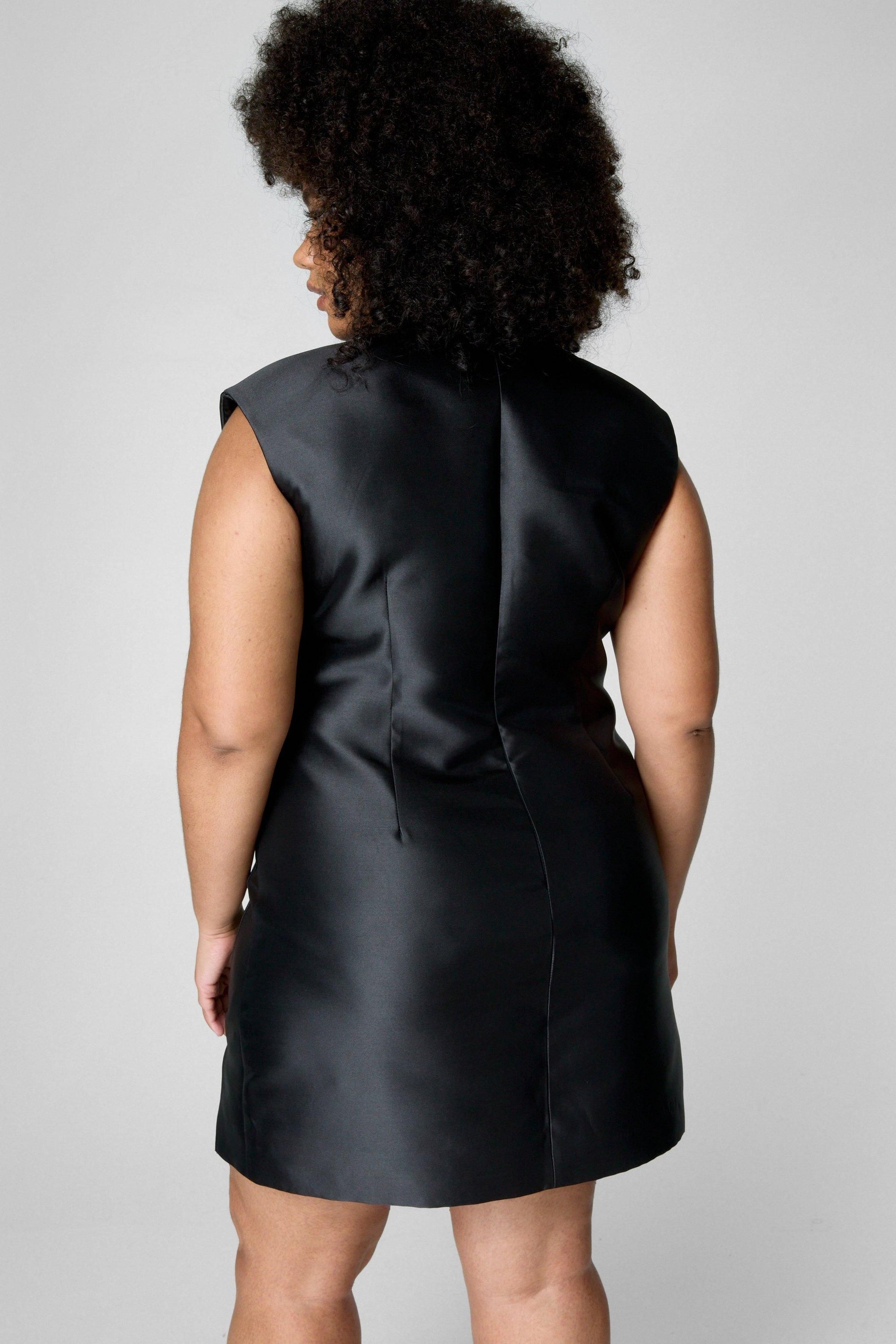 https://mediahub.prettylittlething.com/bgg24225_black_xl_3