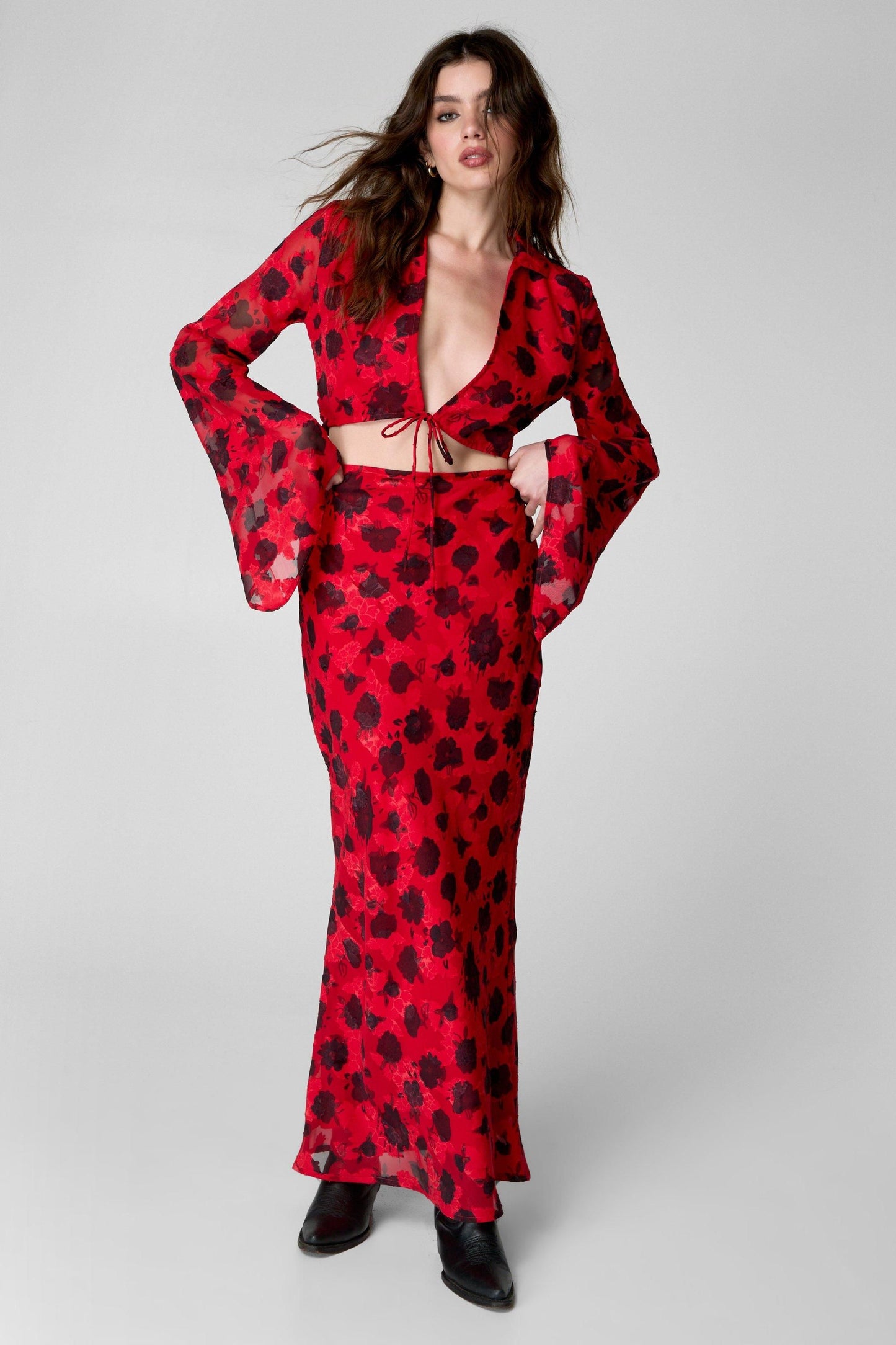 https://mediahub.prettylittlething.com/bgg24392_red_xl_1