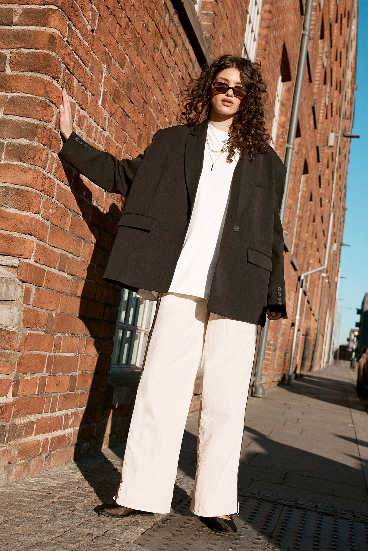 https://mediahub.prettylittlething.com/bgg24729_black_xl_1