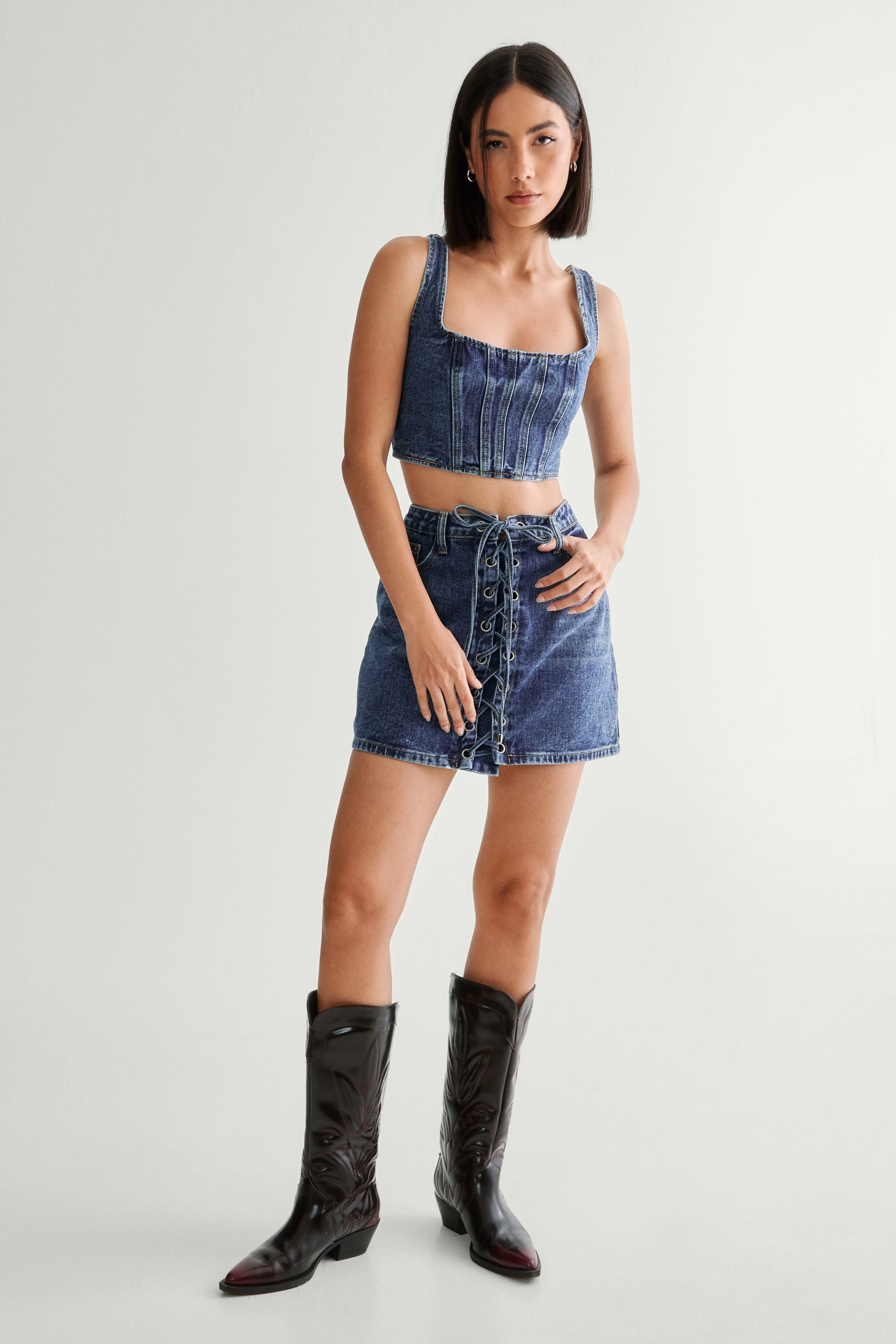 https://mediahub.prettylittlething.com/bgg24765_authentic%20midwash_xl_2