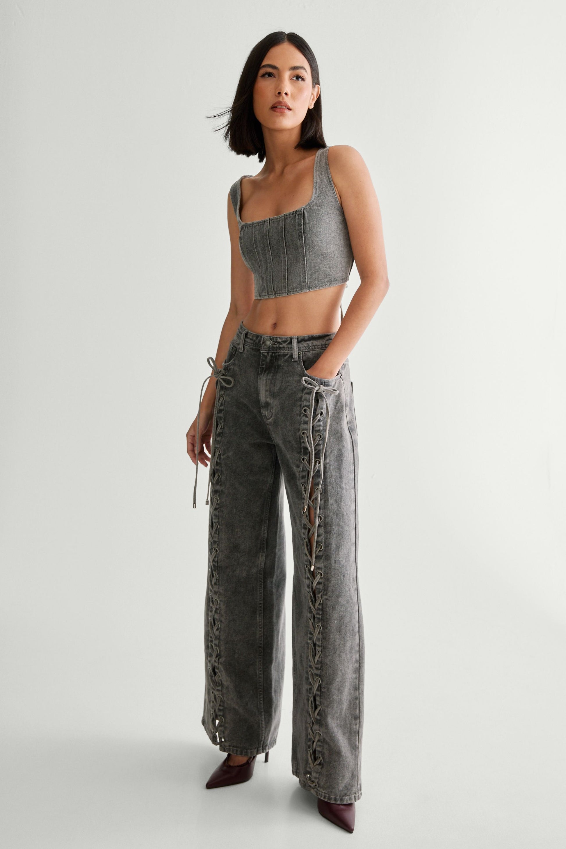 https://mediahub.prettylittlething.com/bgg24769_mid%20grey_xl_2