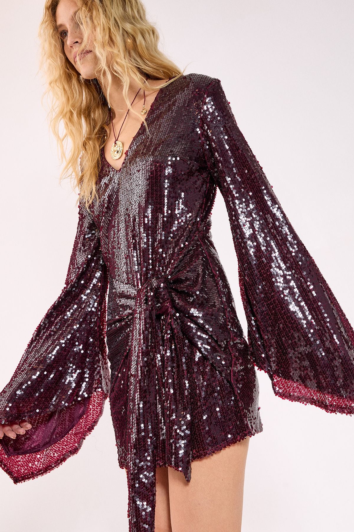 https://mediahub.prettylittlething.com/bgg25077_burgundy_xl