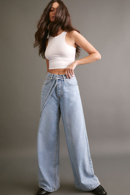 https://mediahub.prettylittlething.com/bgg25163_vintage%20wash_xl