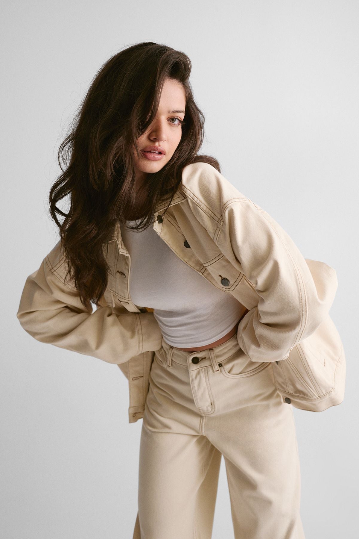 https://mediahub.prettylittlething.com/bgg25169_ecru_xl_2