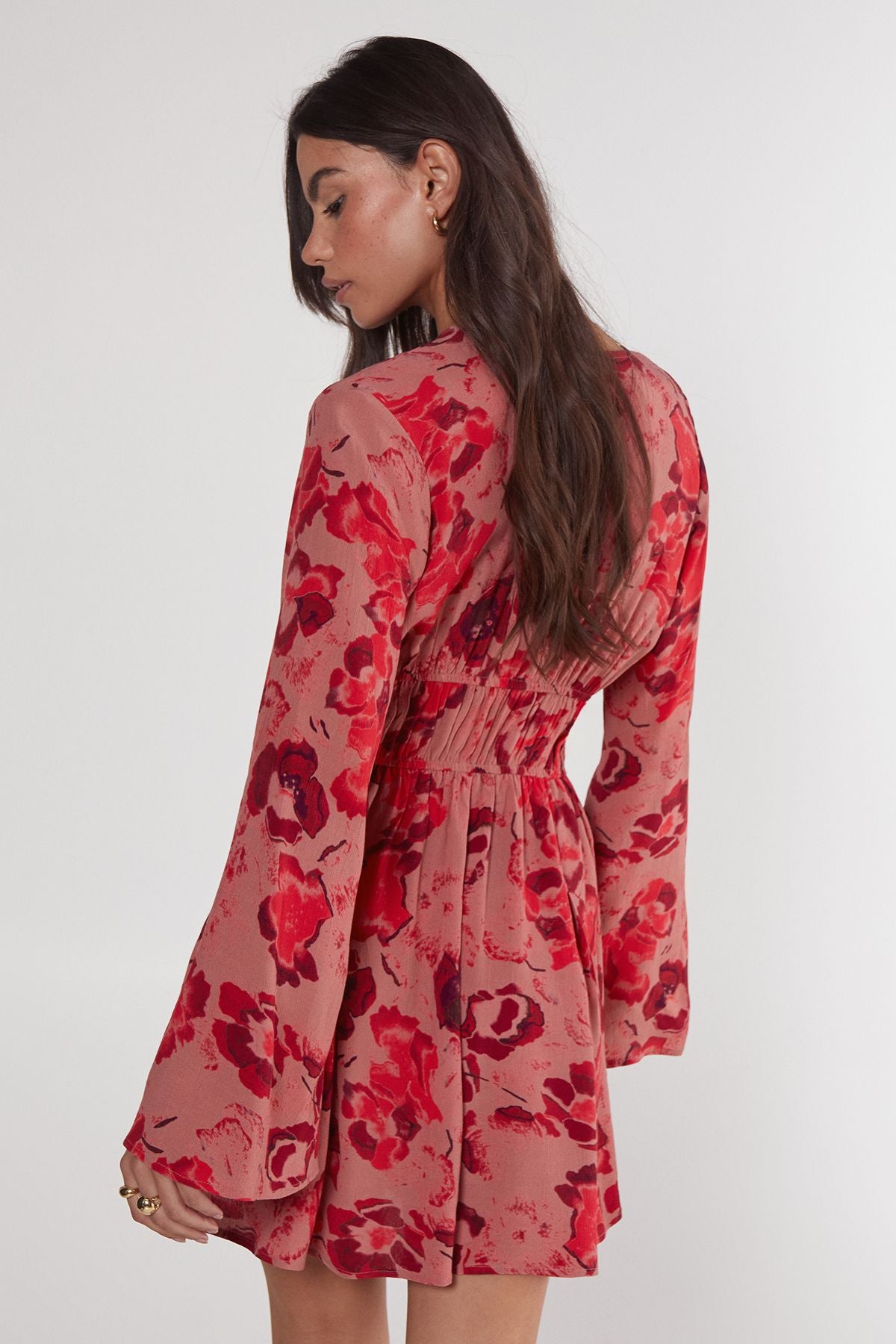 https://mediahub.prettylittlething.com/bgg25433_pink_xl_3