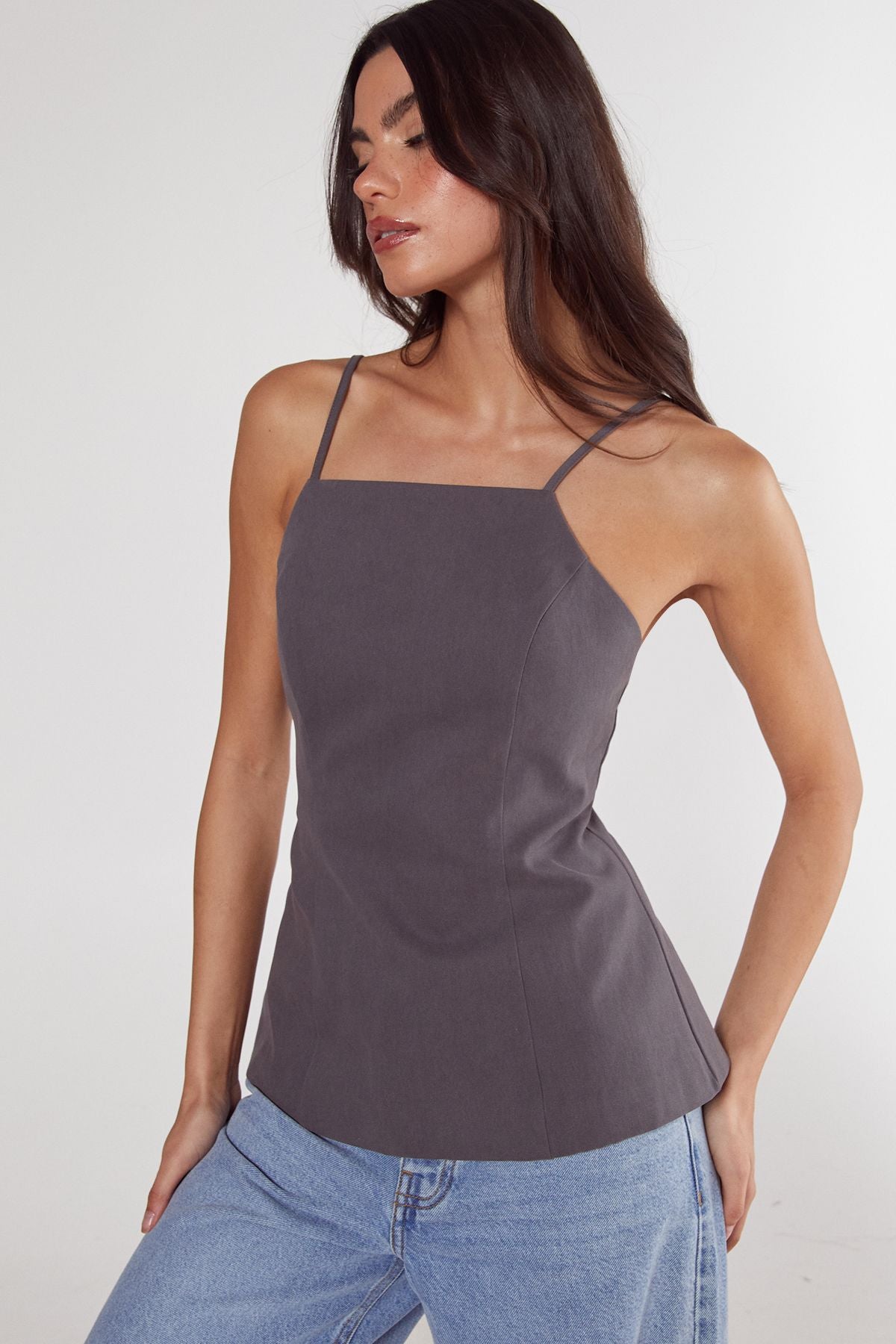 https://mediahub.prettylittlething.com/bgg25453_charcoal_xl