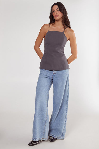 https://mediahub.prettylittlething.com/bgg25453_charcoal_xl_1