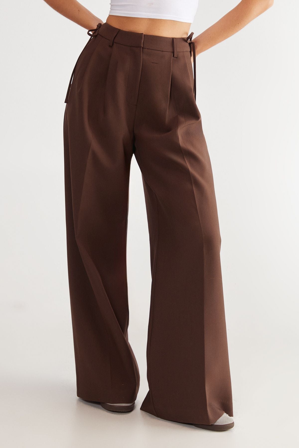 https://mediahub.prettylittlething.com/bgg25471_choc%20brown_xl
