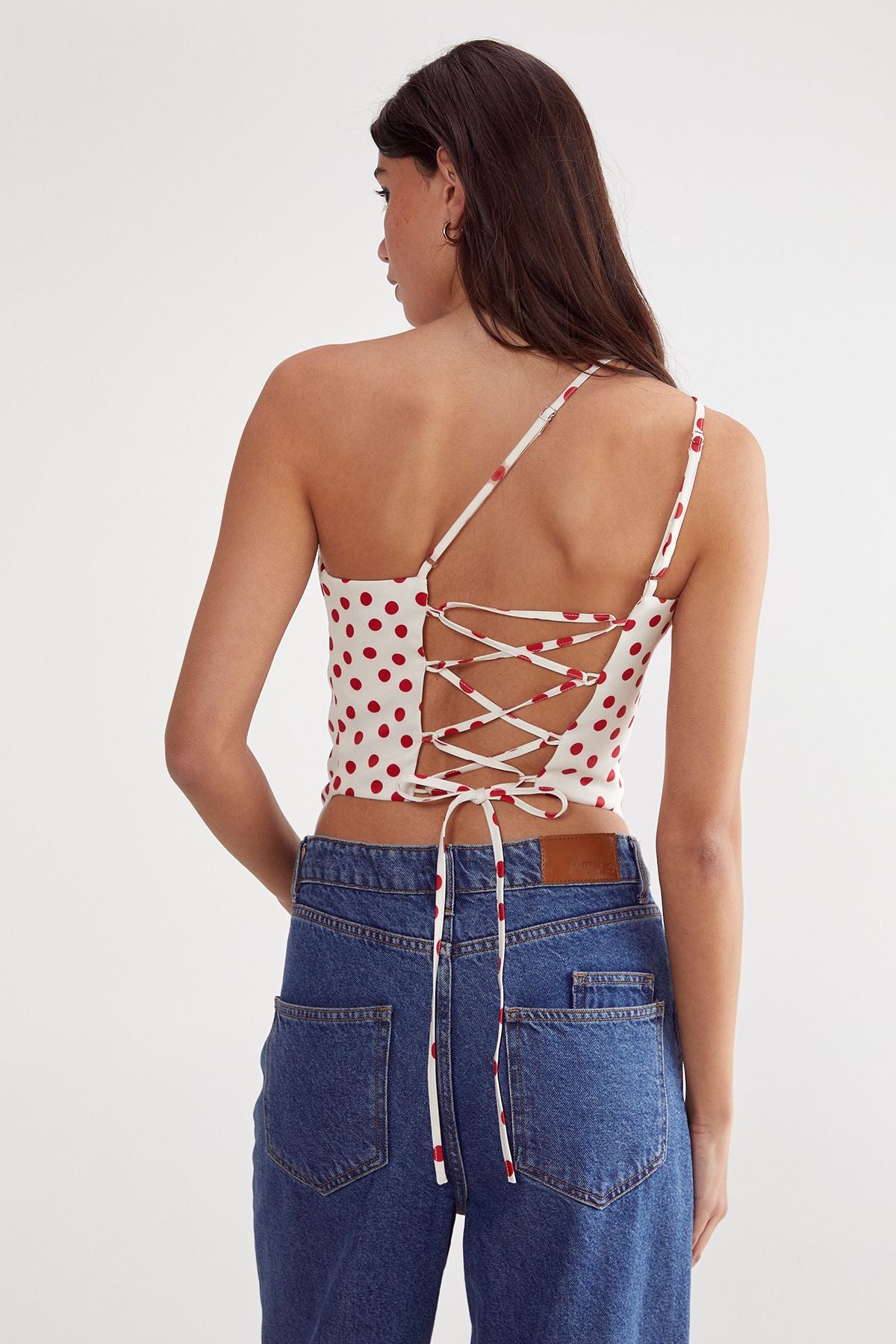 https://mediahub.prettylittlething.com/bgg25472_ivory_xl_3