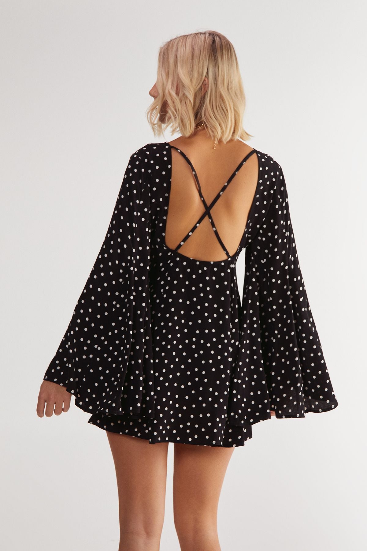 https://mediahub.prettylittlething.com/bgg25595_mono_xl_3