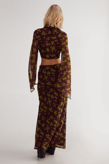 https://mediahub.prettylittlething.com/bgg25634_chocolate_xl_4