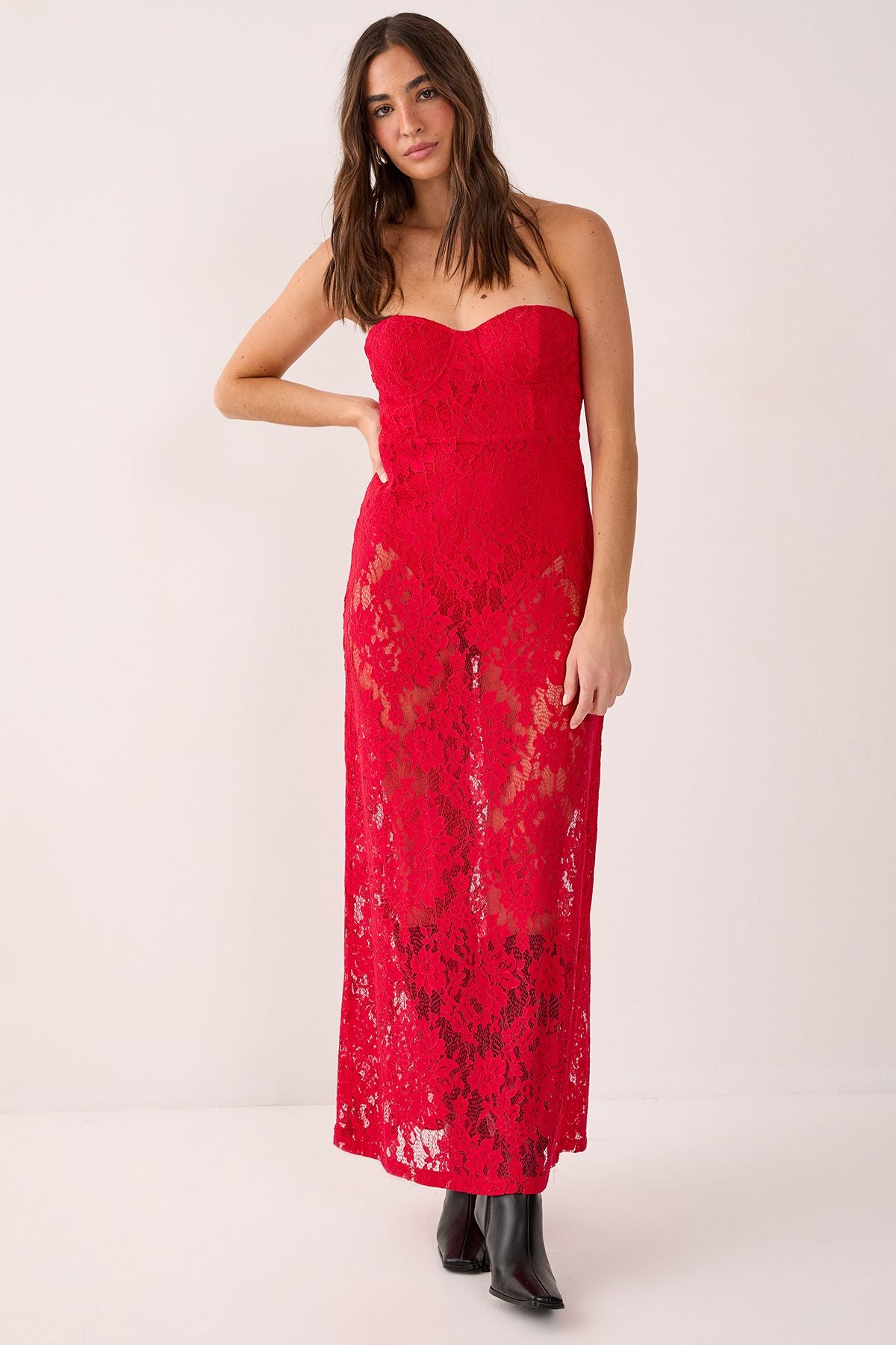 https://mediahub.prettylittlething.com/bgg25742_red_xl_3