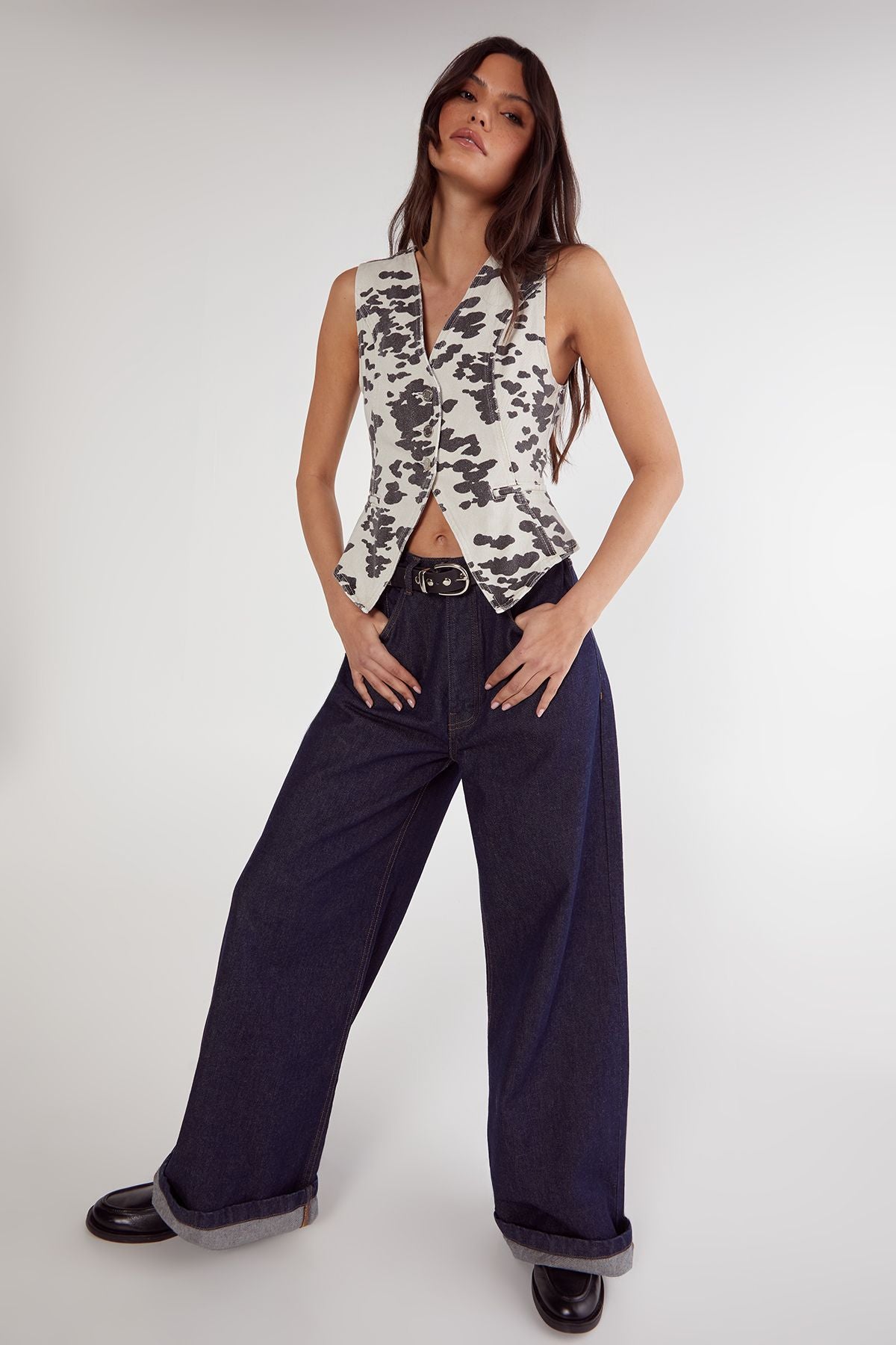 https://mediahub.prettylittlething.com/bgg25807_mono_xl