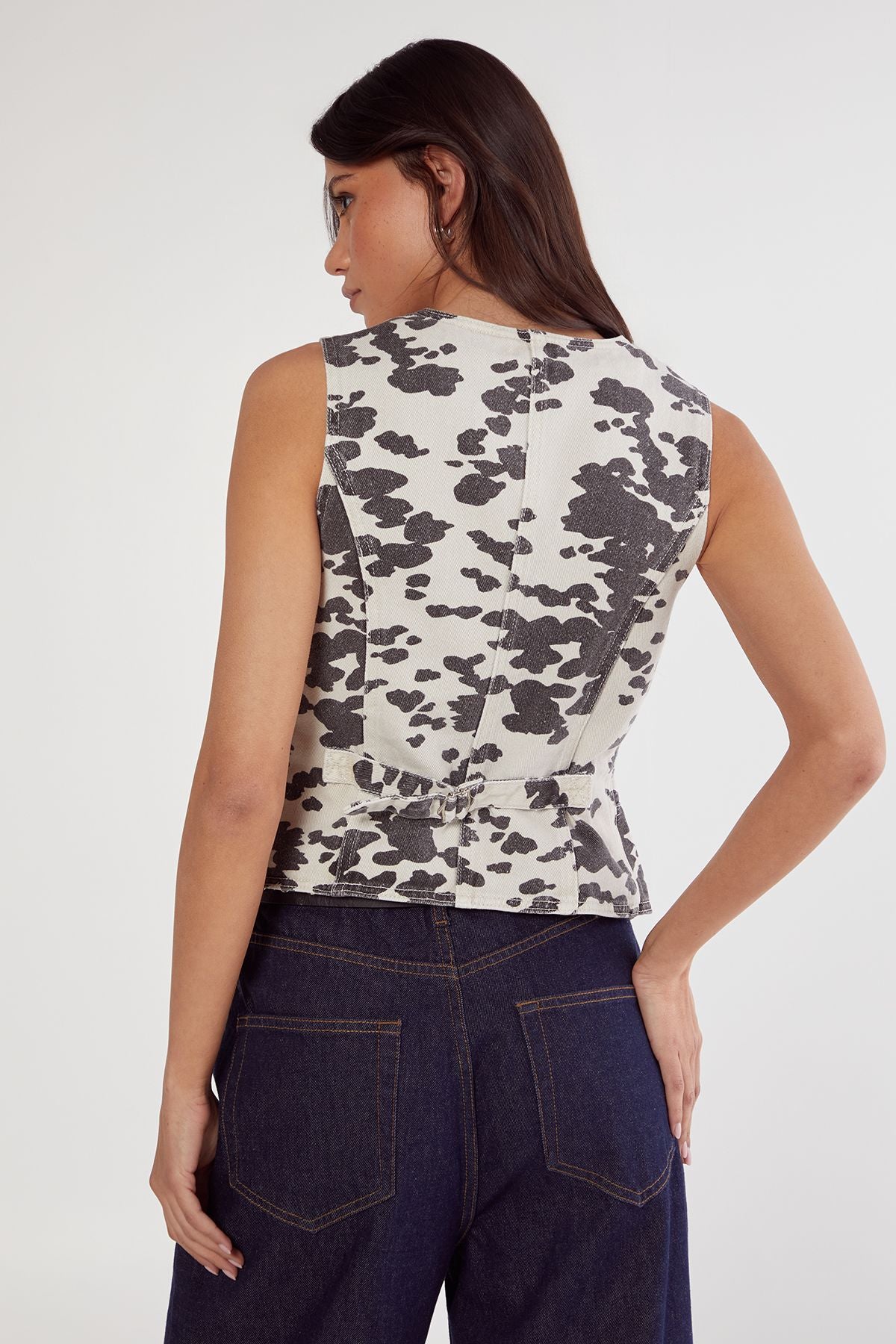 https://mediahub.prettylittlething.com/bgg25807_mono_xl_3