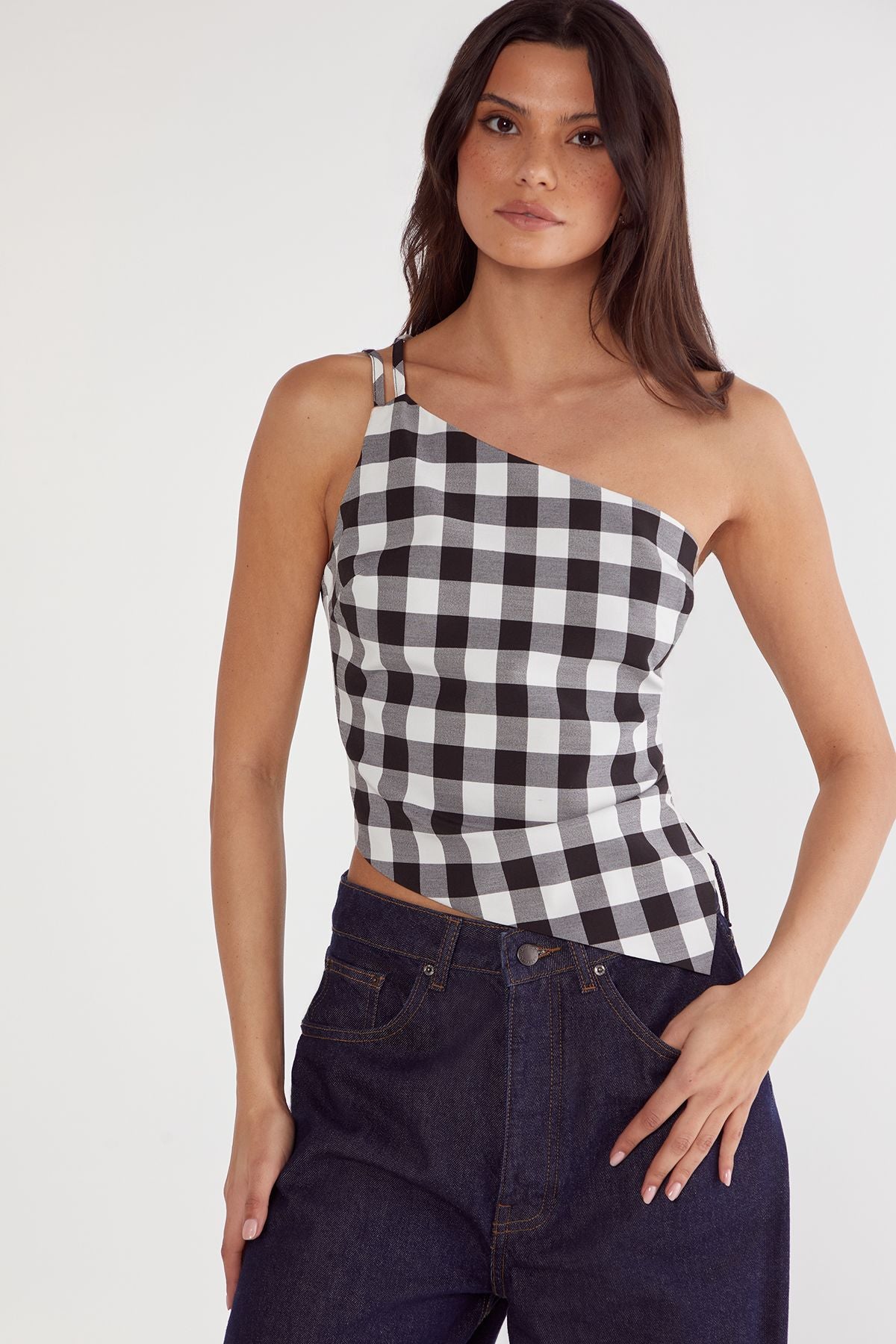 https://mediahub.prettylittlething.com/bgg25945_mono_xl_1