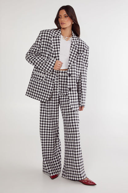https://mediahub.prettylittlething.com/bgg25946_mono_xl