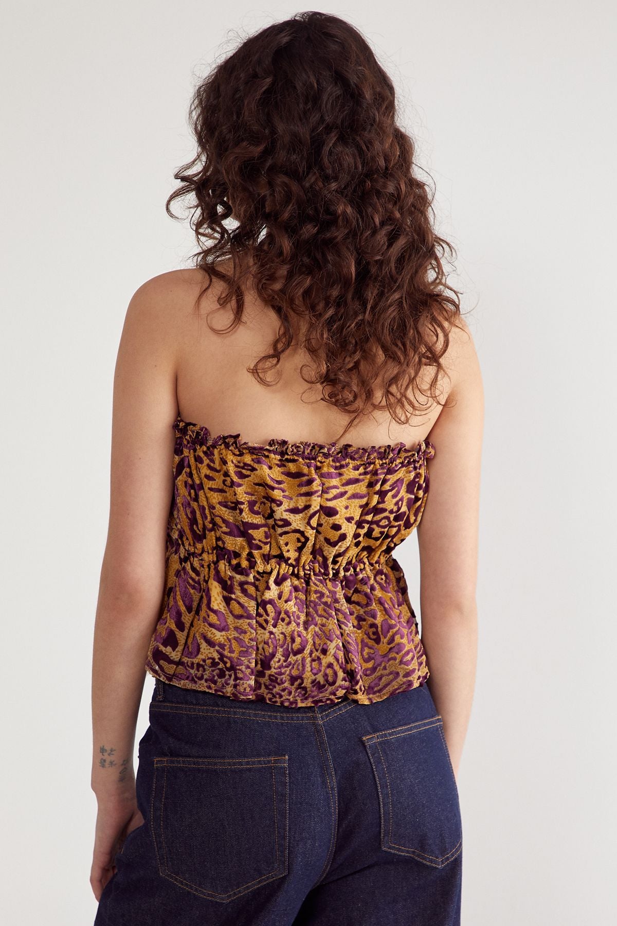 https://mediahub.prettylittlething.com/bgg26218_mustard_xl_2