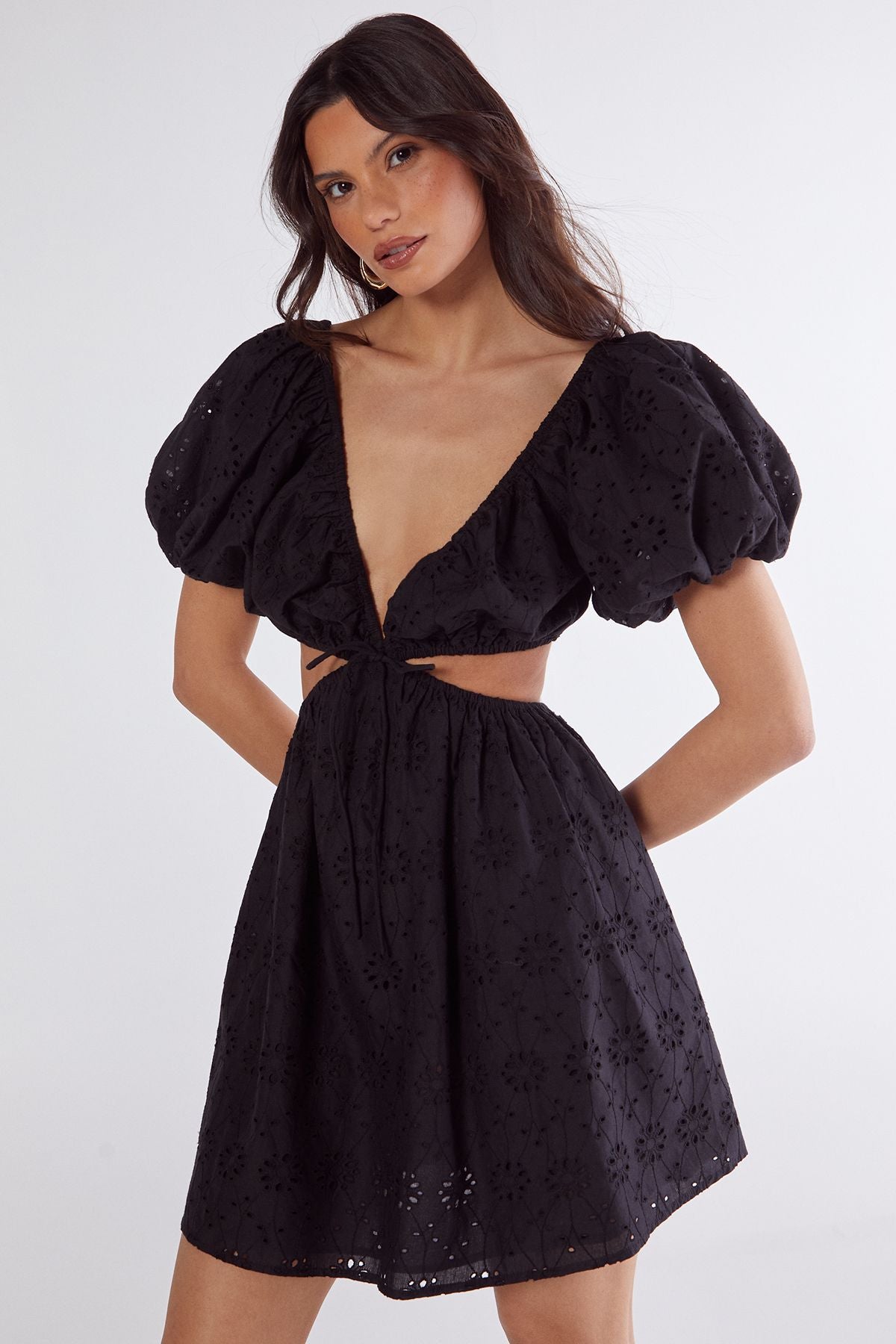 https://mediahub.prettylittlething.com/bgg26409_black_xl_2