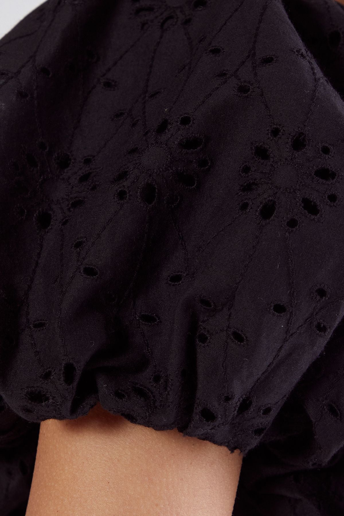 https://mediahub.prettylittlething.com/bgg26409_black_xl_4