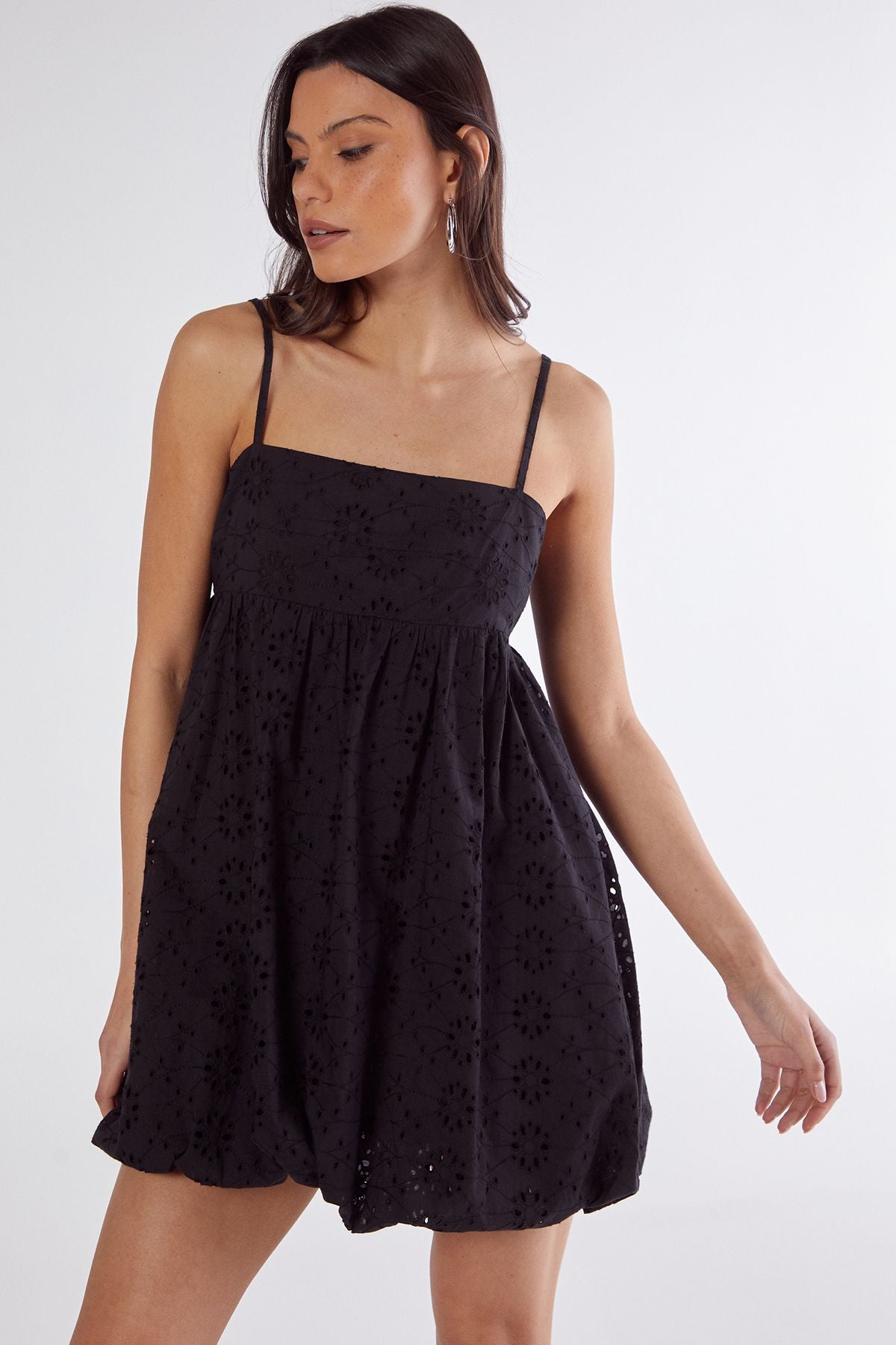 https://mediahub.prettylittlething.com/bgg26412_black_xl