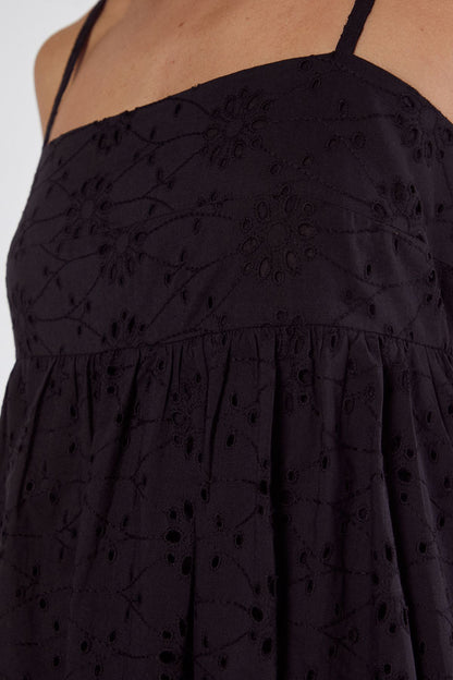 https://mediahub.prettylittlething.com/bgg26412_black_xl_4