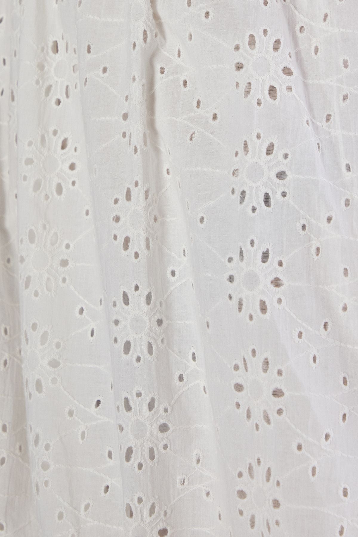 https://mediahub.prettylittlething.com/bgg26412_white_xl_4
