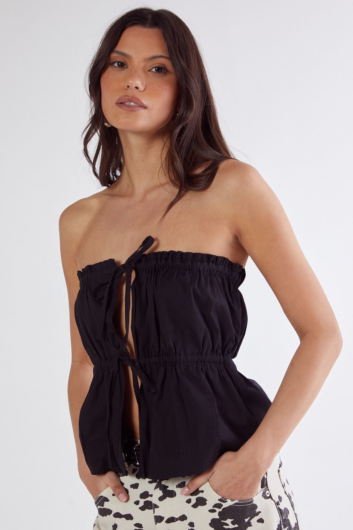 https://mediahub.prettylittlething.com/bgg26477_black_xl_2