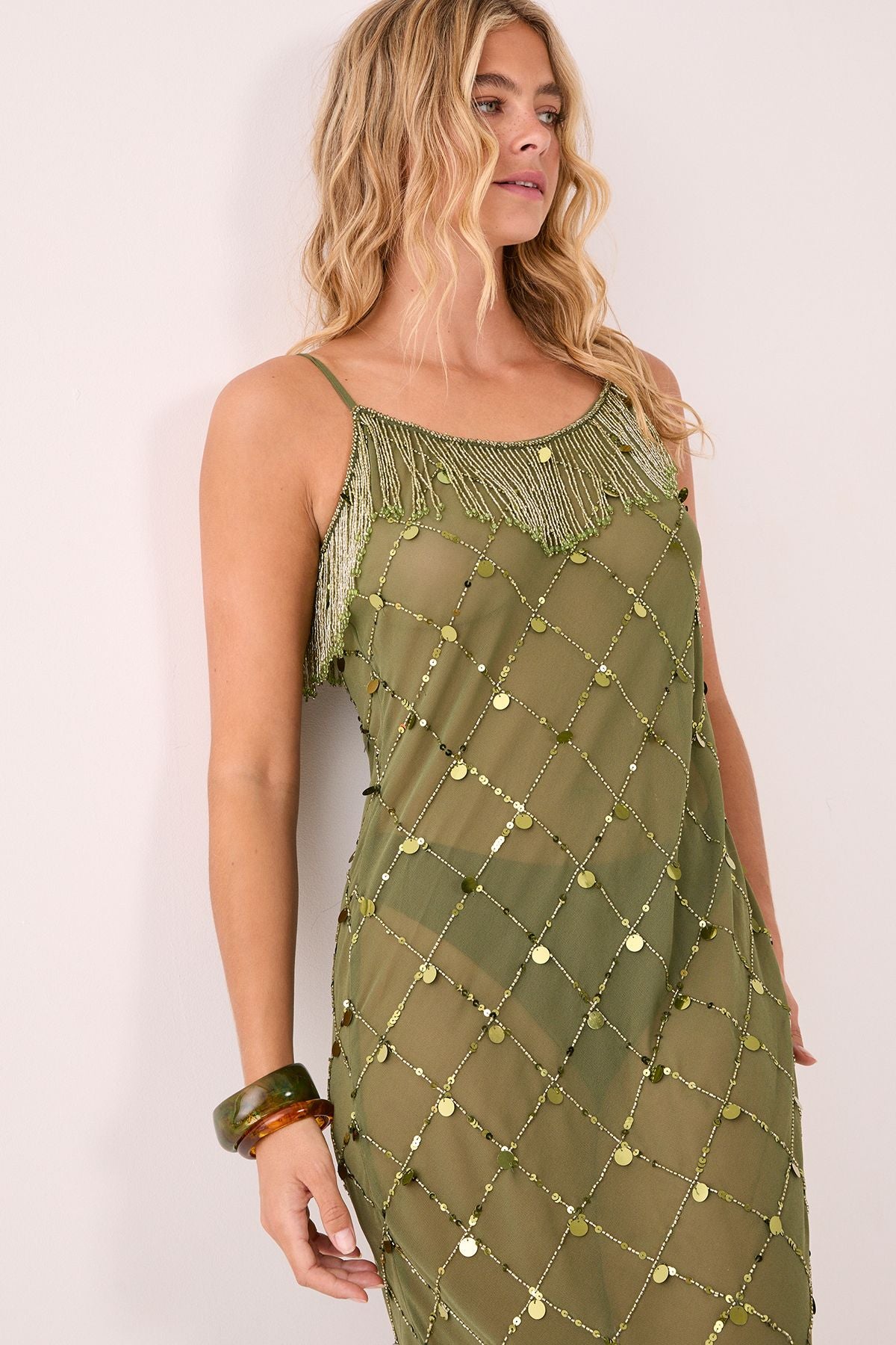 https://mediahub.prettylittlething.com/bgg26550_khaki_xl