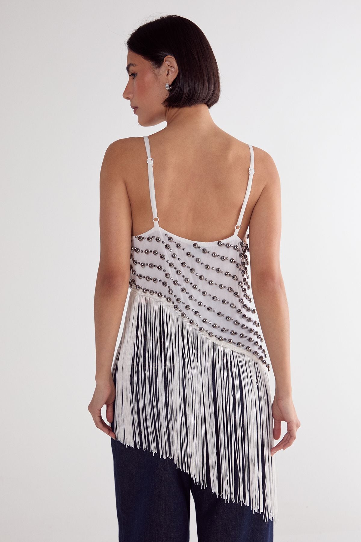 https://mediahub.prettylittlething.com/bgg26617_white_xl_3