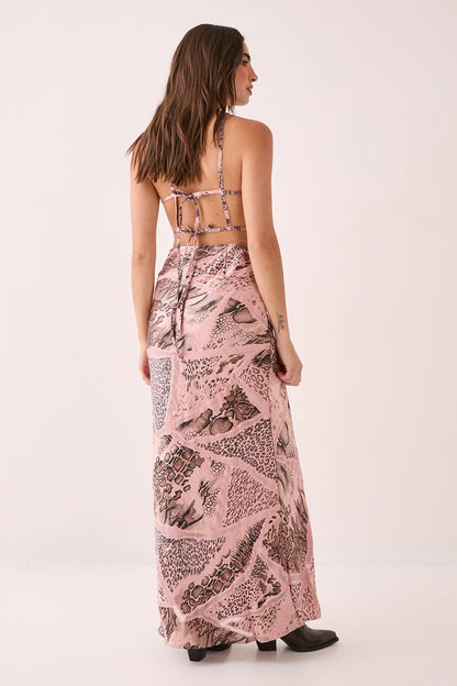 https://mediahub.prettylittlething.com/bgg26715_pink_xl_3