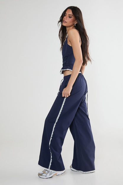 https://mediahub.prettylittlething.com/bgg26770_navy_xl