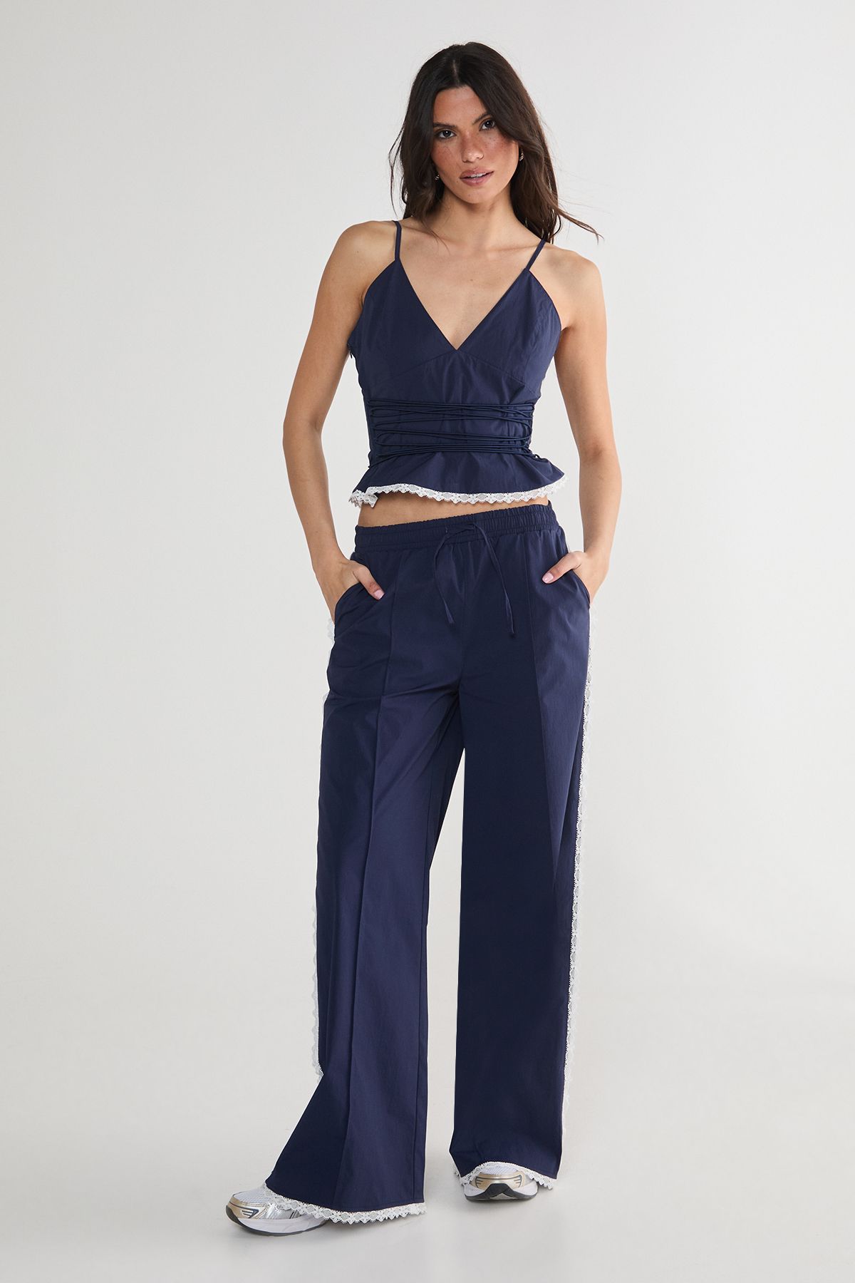 https://mediahub.prettylittlething.com/bgg26770_navy_xl_2