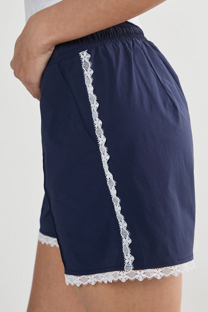 https://mediahub.prettylittlething.com/bgg26771_navy_xl_4