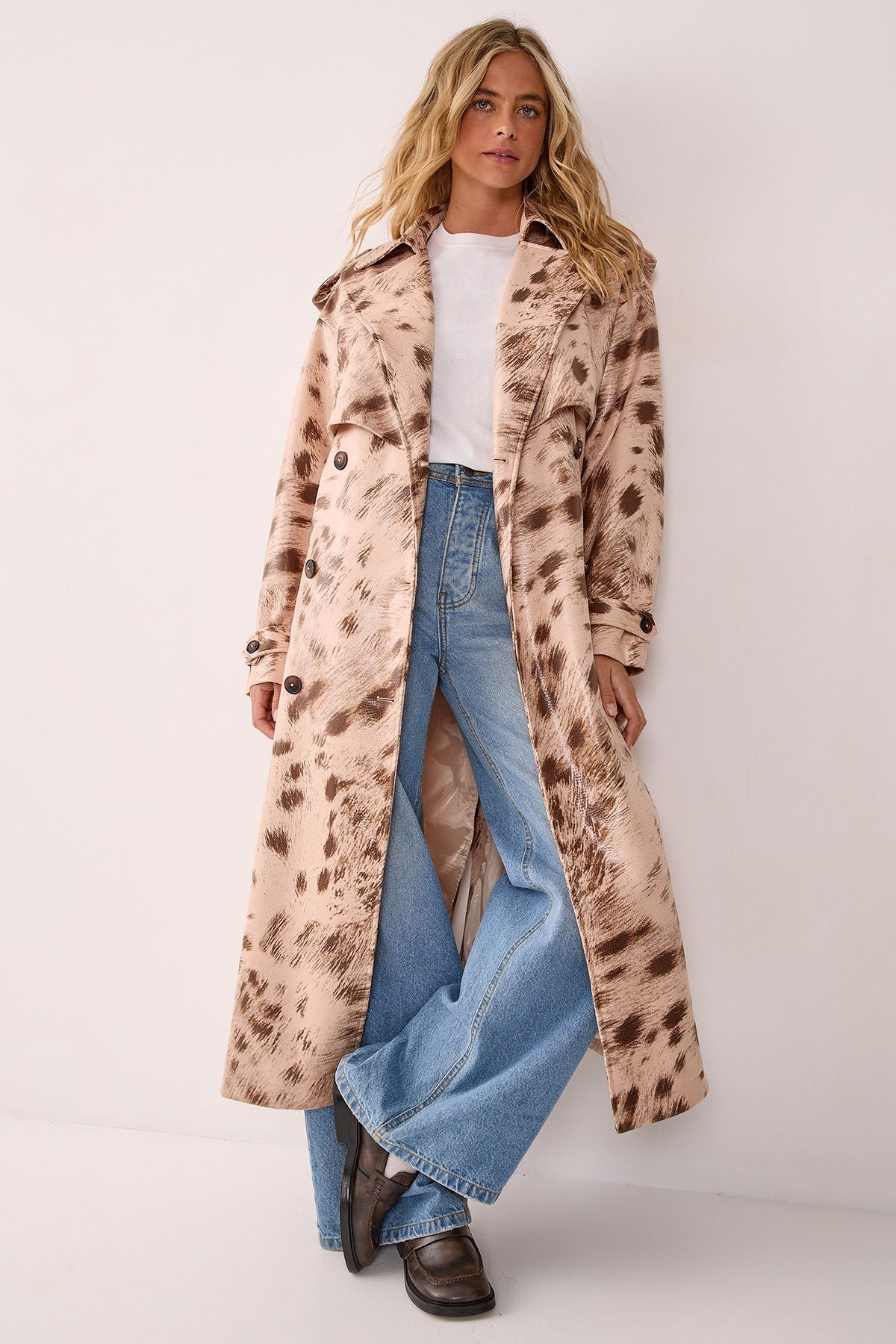 https://mediahub.prettylittlething.com/bgg26986_cream_xl