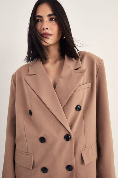 https://mediahub.prettylittlething.com/bgg27022_taupe_xl_2