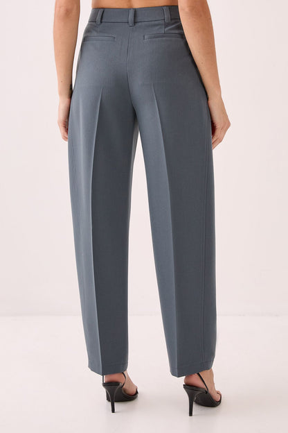 https://mediahub.prettylittlething.com/bgg27023_grey_xl_3