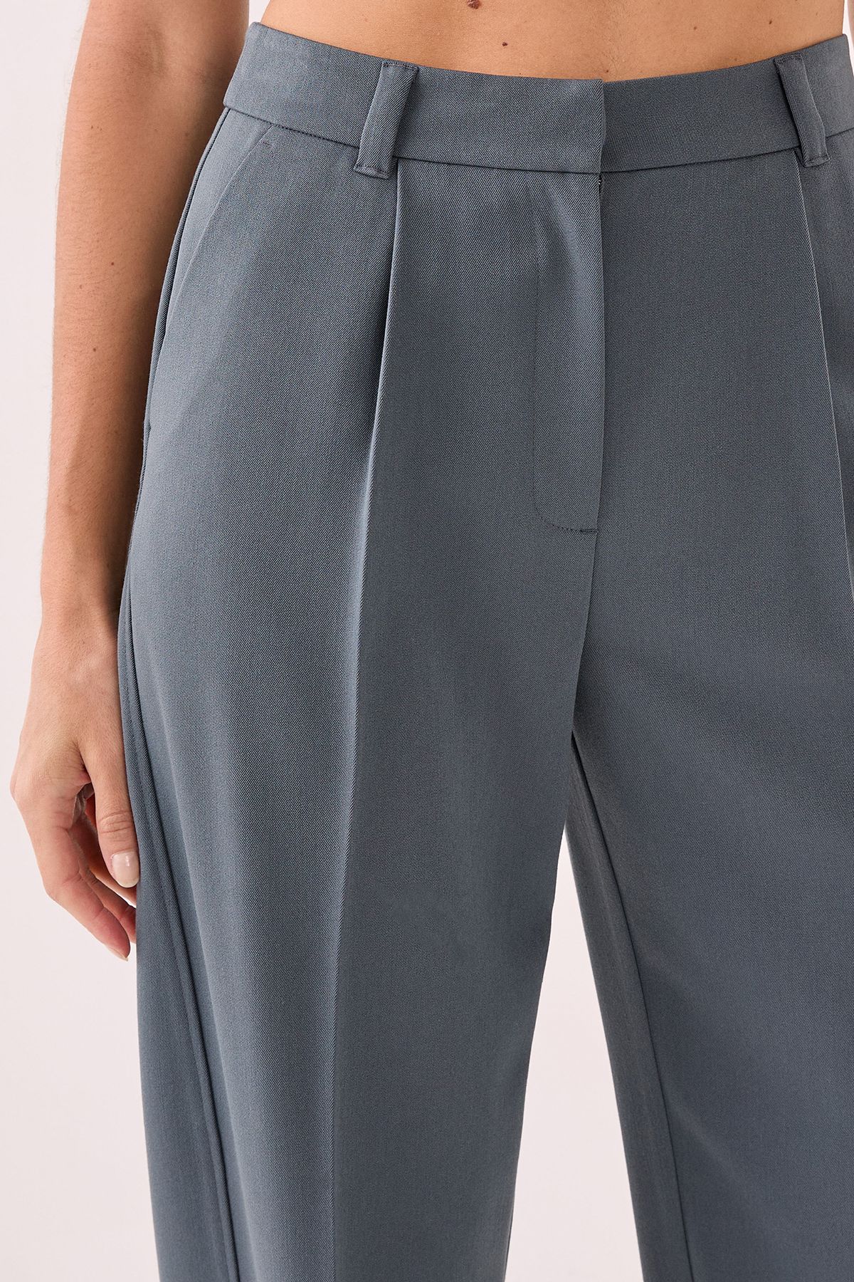 https://mediahub.prettylittlething.com/bgg27023_grey_xl_4