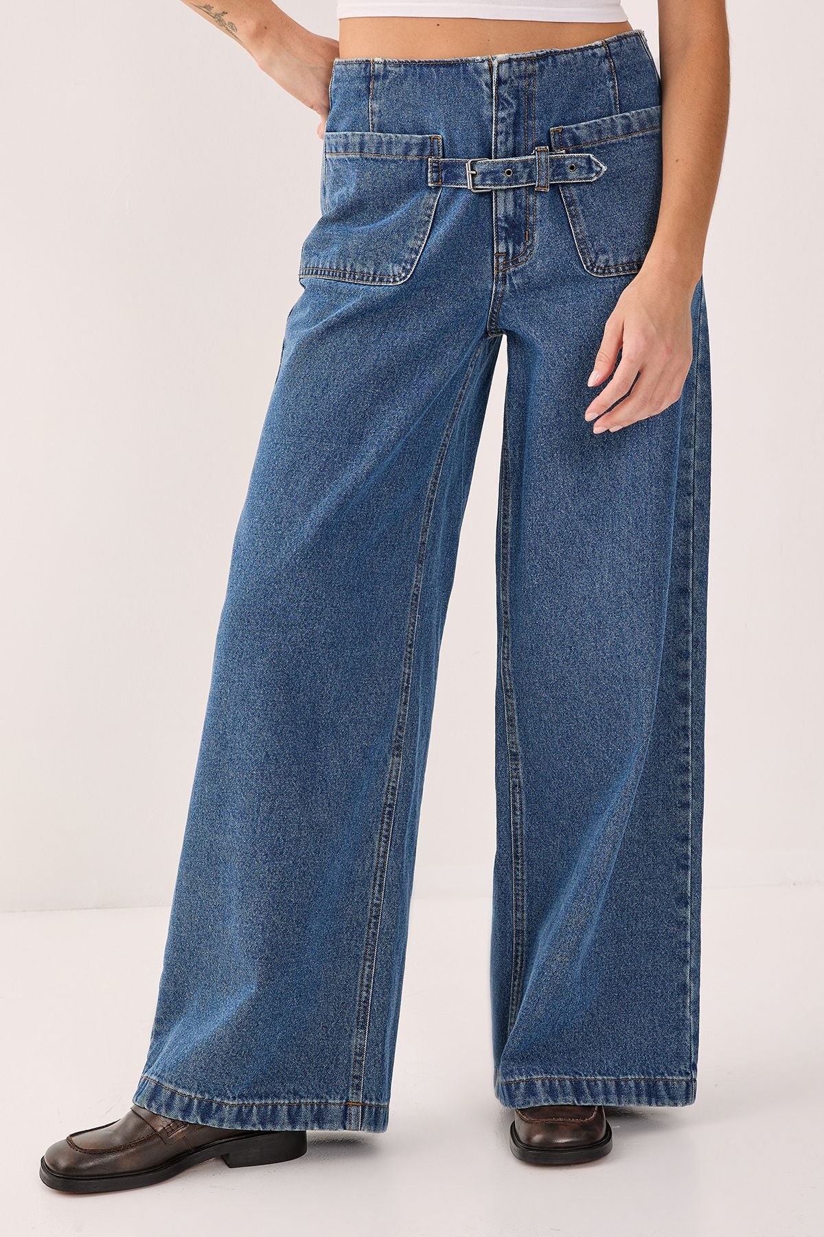 https://mediahub.prettylittlething.com/bgg27140_authentic%20midwash_xl