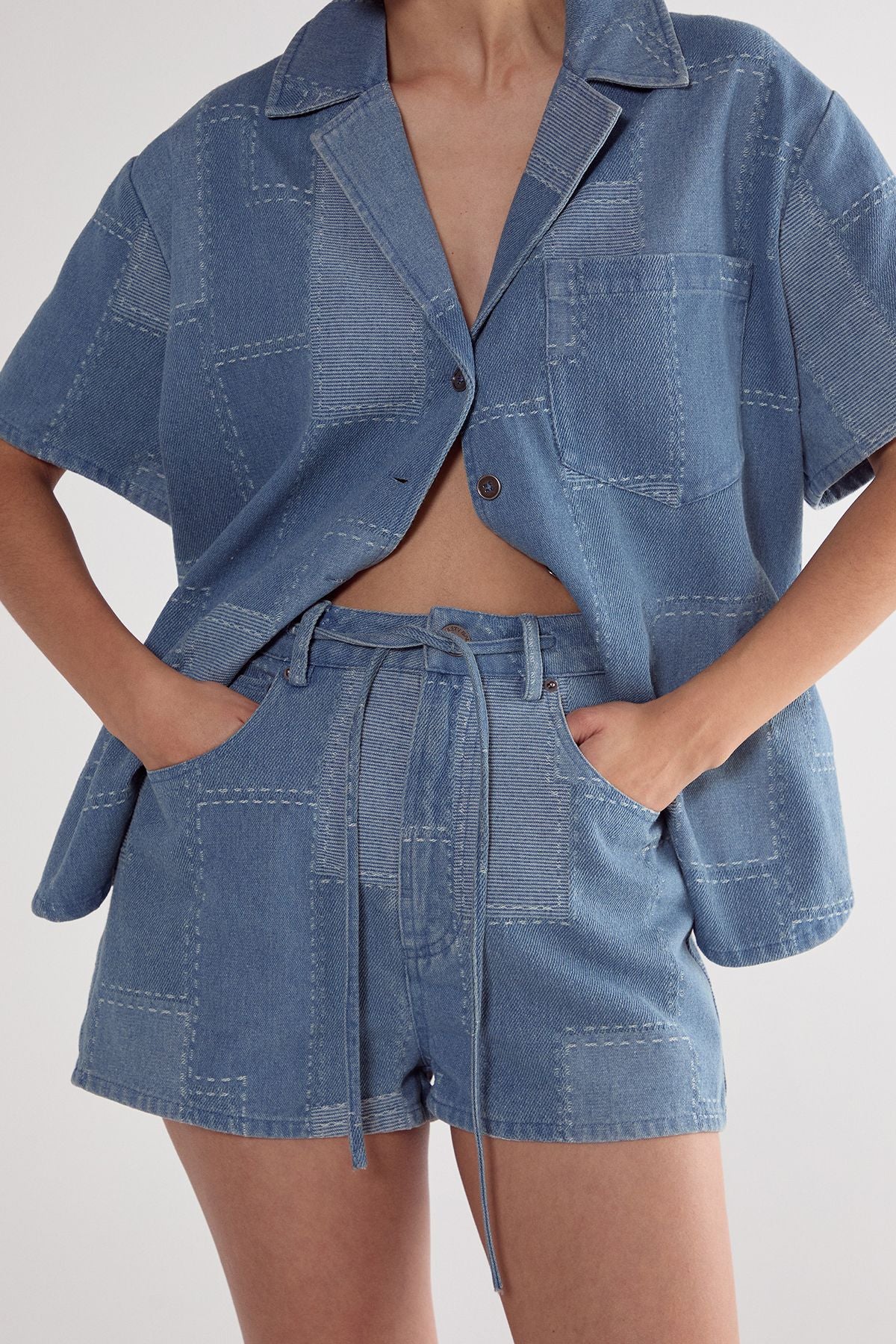 https://mediahub.prettylittlething.com/bgg27153_mid%20blue_xl_2